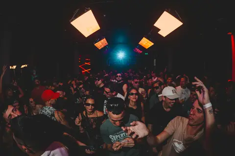 NIKTRAX — foto 1